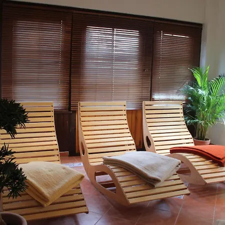 Appartamento Cozy With Sauna In